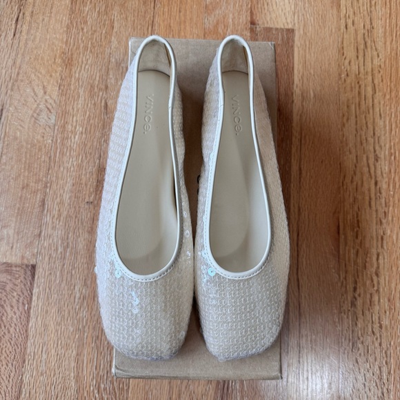 Vince Leah Sequined Ballet Flats Birch Sand EU 38 US 7.5 NWT - Picture 4 of 14